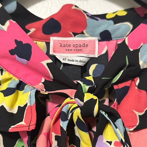 Kate Spade Floral Bouquet Black Blouse XL - Picture 2 of 4
